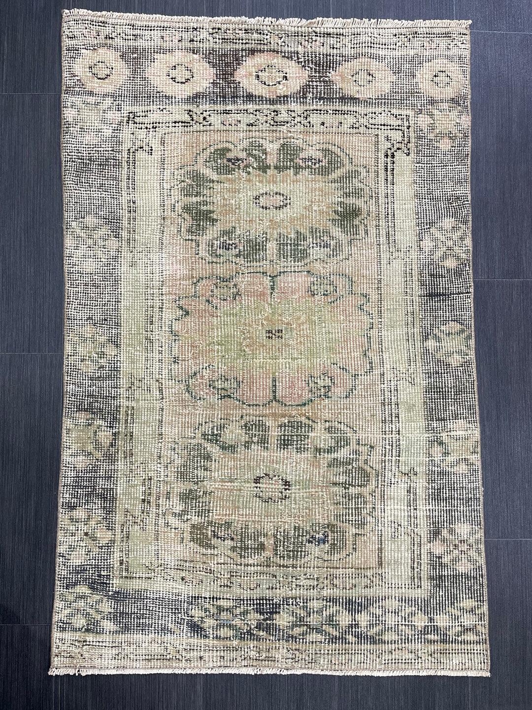 Rust Turkish Oushak Rug 2'7" x 4'1" Hand-Knotted detail