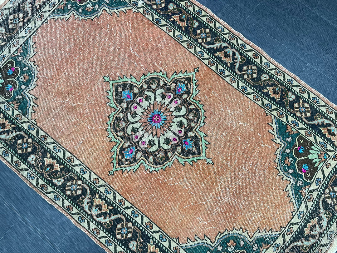 Beige Turkish Oushak Rug 3' 11" x 7' 2" Hand-Knotted close-up