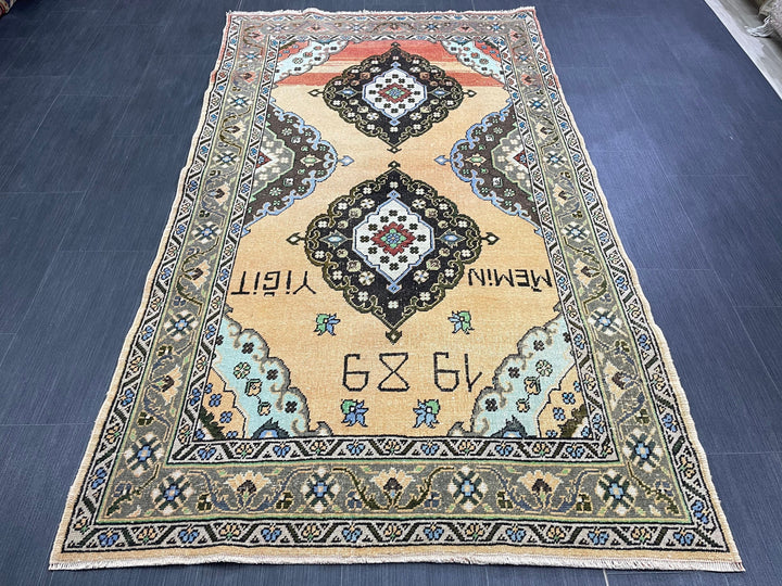 Beige Turkish Oushak Rug 4' x 6' 11" Hand-Knotted reverse