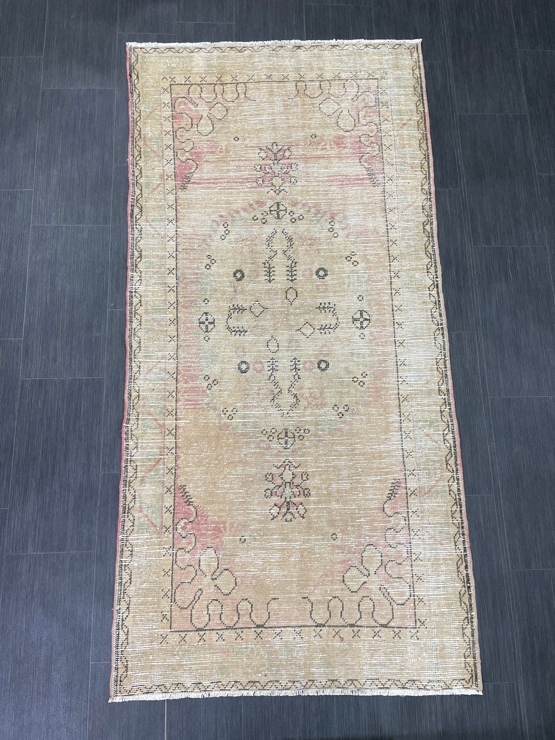 Pink Turkish Oushak Rug 3' 3" x 6' 9" Hand-Knotted border