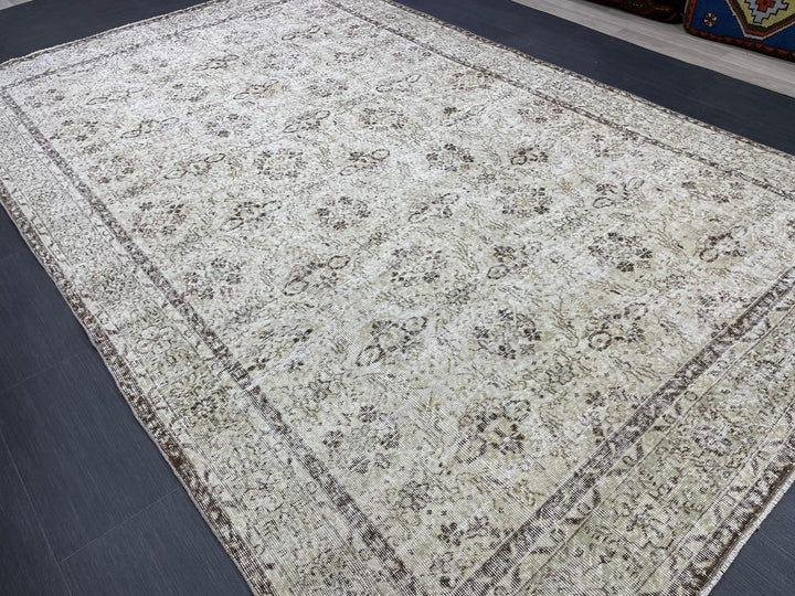 Beige Turkish Oushak Rug 6' 8" x 10' 6" Hand-Knotted | No. WR88019