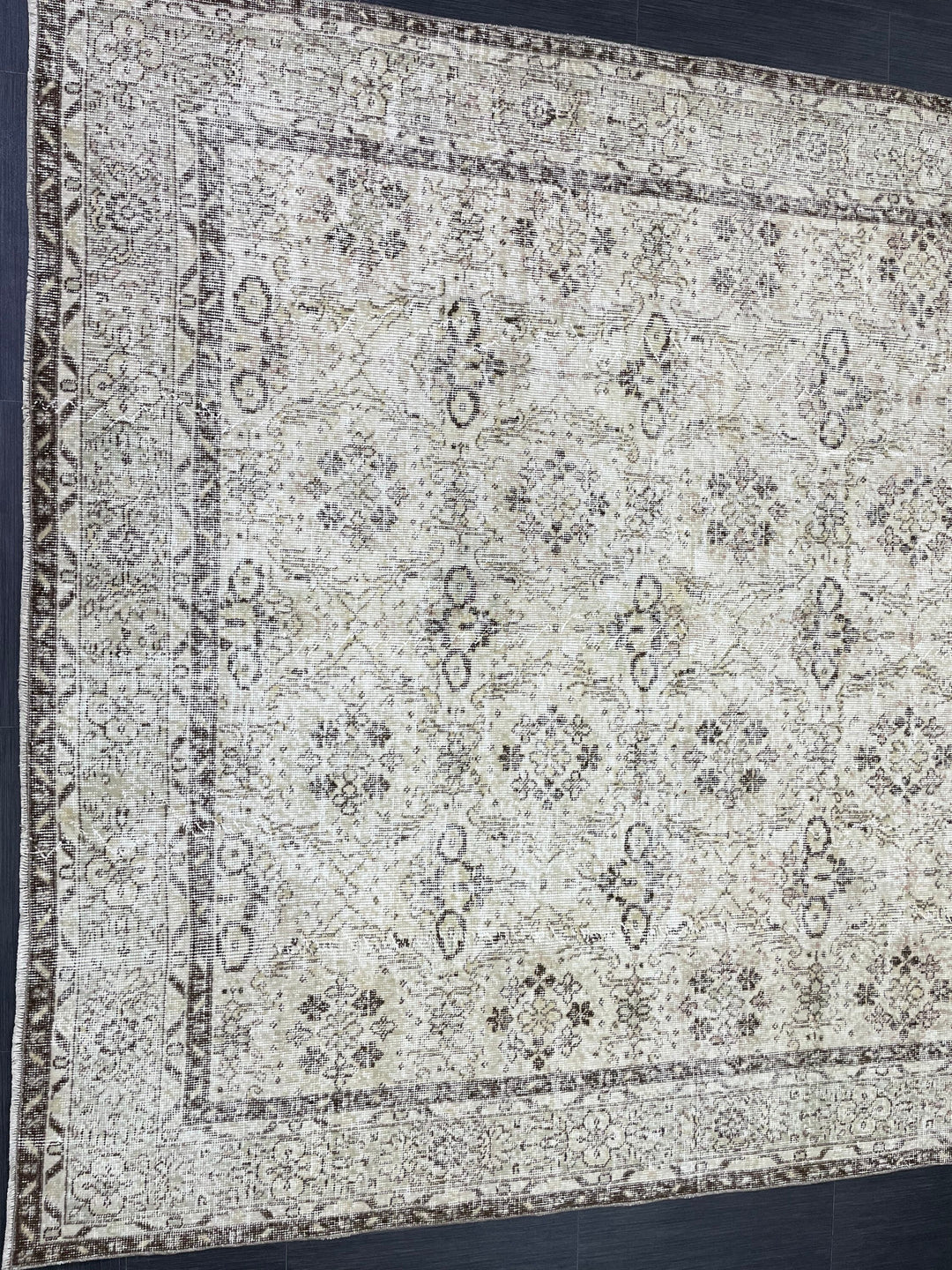 Beige Turkish Oushak Rug 6' 8" x 10' 6" Hand-Knotted | No. WR88019