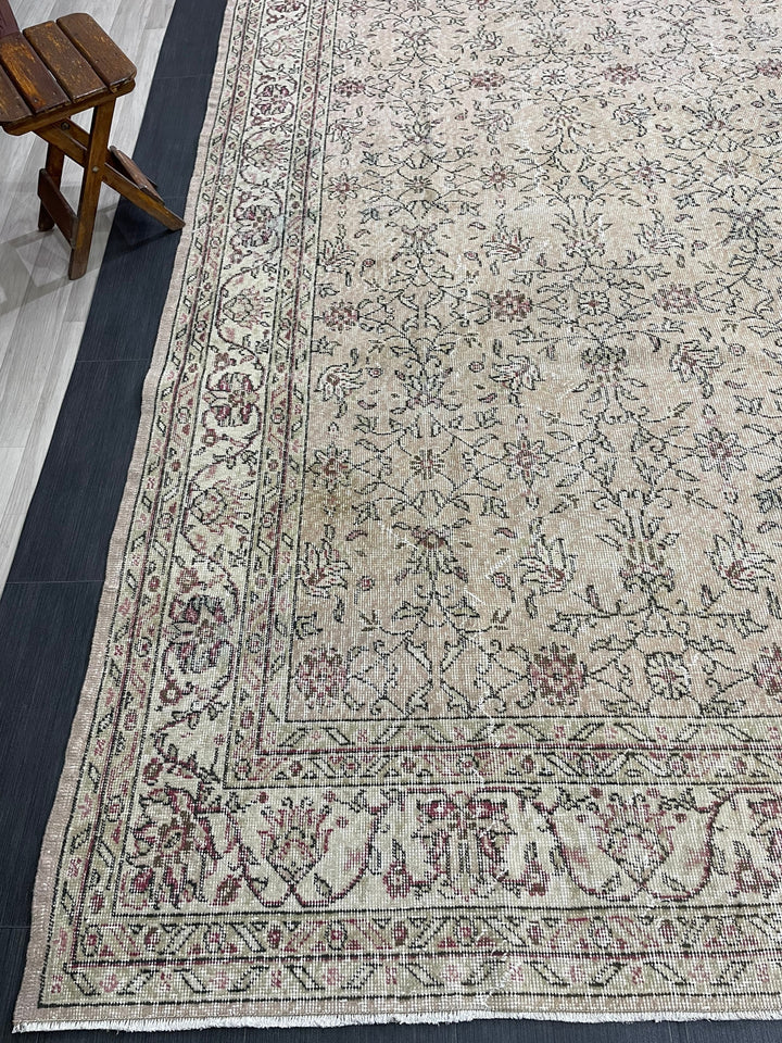 Pink Runner Rug 8' 2" x 11' 4" - No. WR95145