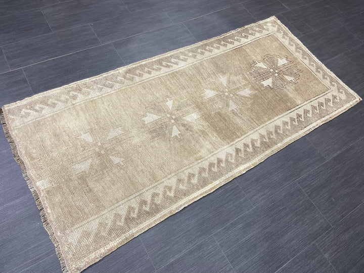 Beige Turkish Runner Rug 2' 9" x 5' 10" Hand-Knotted