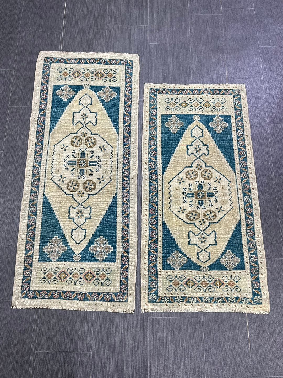 Beige Turkish Runner Rug 1' 11" x 5' 4" Hand-Knotted detail