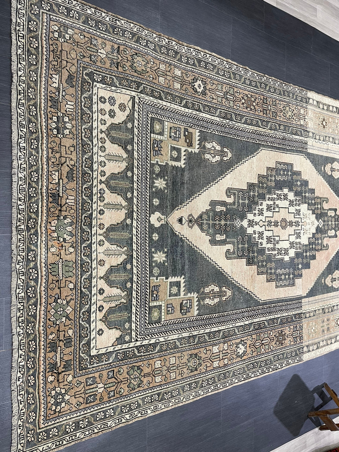 Green Turkish Oushak Rug 6' 3" x 10' 6" Hand-Knotted | No. WR31267