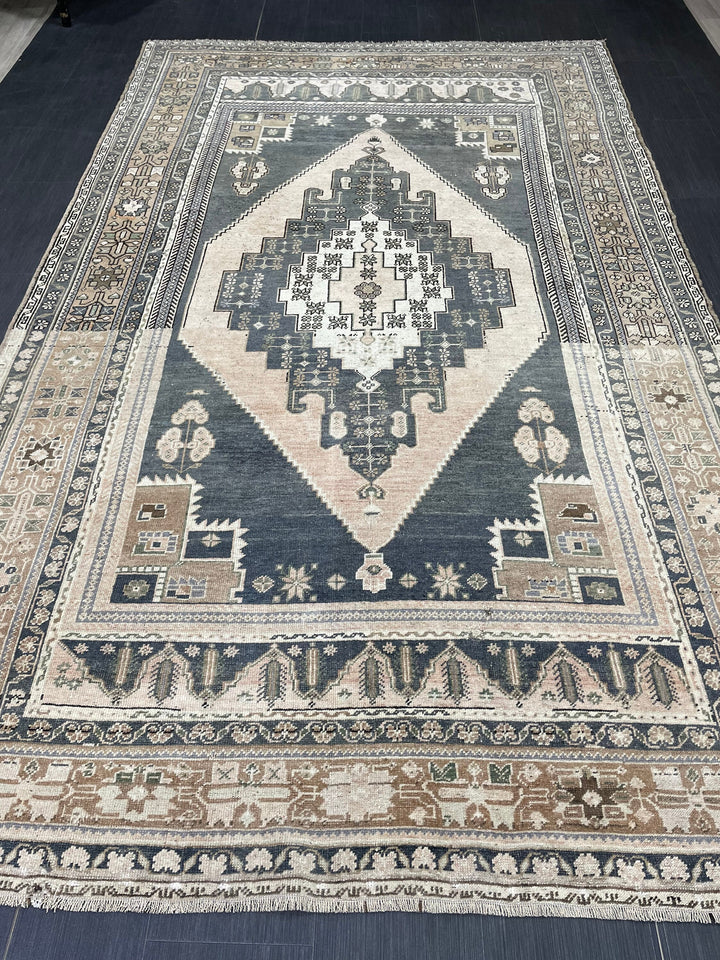 Green Turkish Oushak Rug 6' 3" x 10' 6" Hand-Knotted | No. WR31267