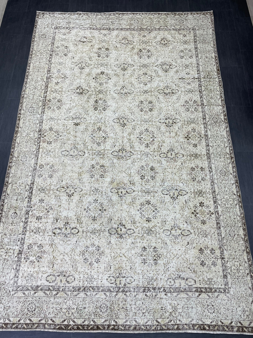 Beige Turkish Oushak Rug 6' 8" x 10' 6" Hand-Knotted | No. WR88019
