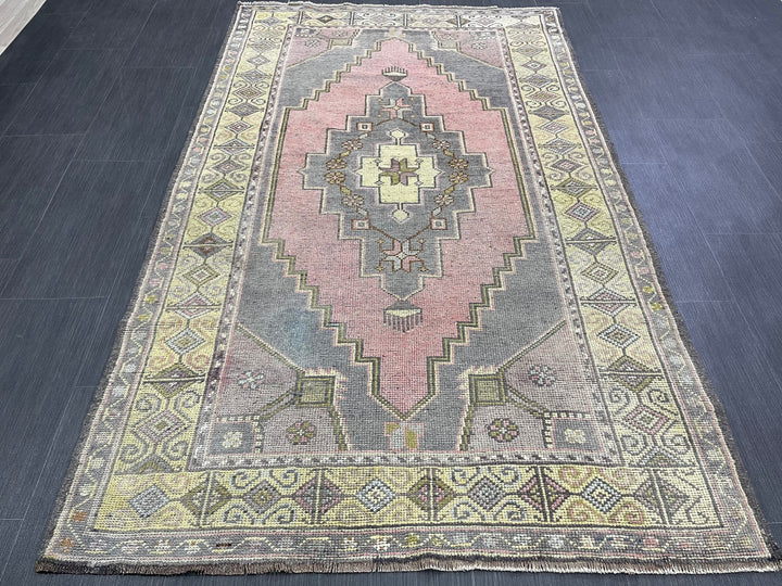 Beige Turkish Runner Rug 4' x 6' 8" Hand-Knotted close-up