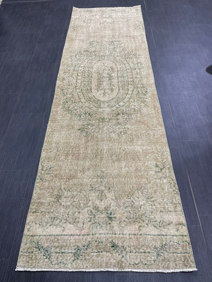 Green Turkish Runner Rug 2' 9" x 9' 4" Hand-Knotted pattern