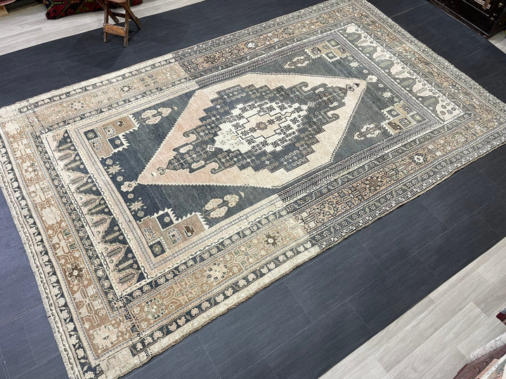 Green Turkish Oushak Rug 6' 3" x 10' 6" Hand-Knotted | No. WR31267