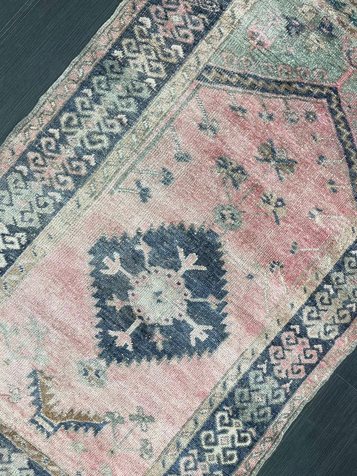 Green Turkish Runner Rug 3' 3" x 5' 5" Hand-Knotted texture