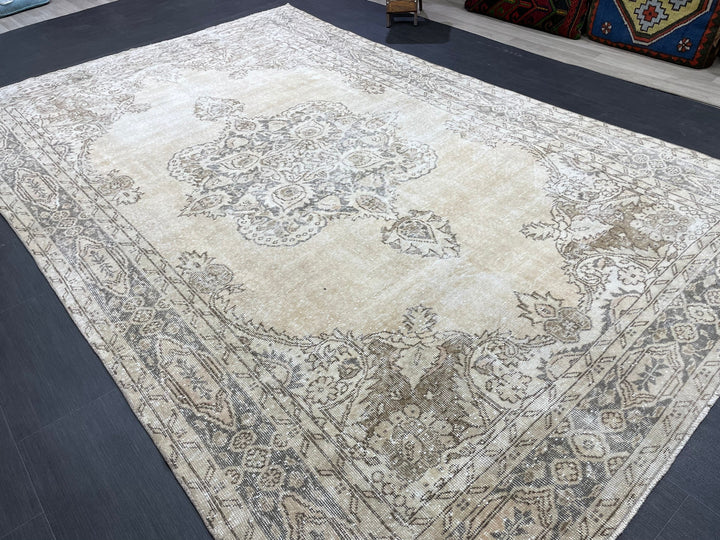 Beige Turkish Oushak Rug 6' 7" x 10' 6" Hand-Knotted view