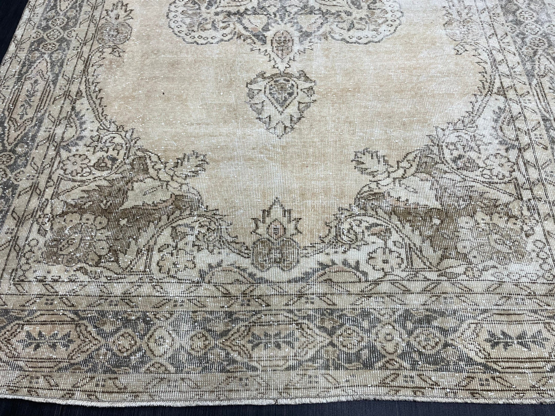 Beige Turkish Oushak Rug 6' 7" x 10' 6" Hand-Knotted field