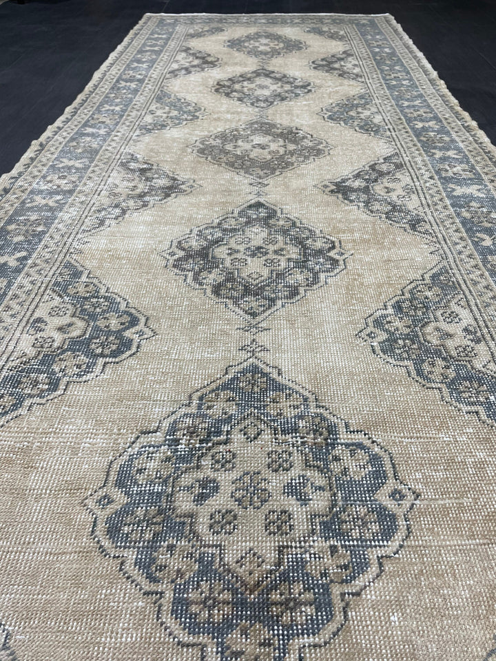 Beige Turkish Runner Rug 4' 2" x 10' 11" Hand-Knotted detail