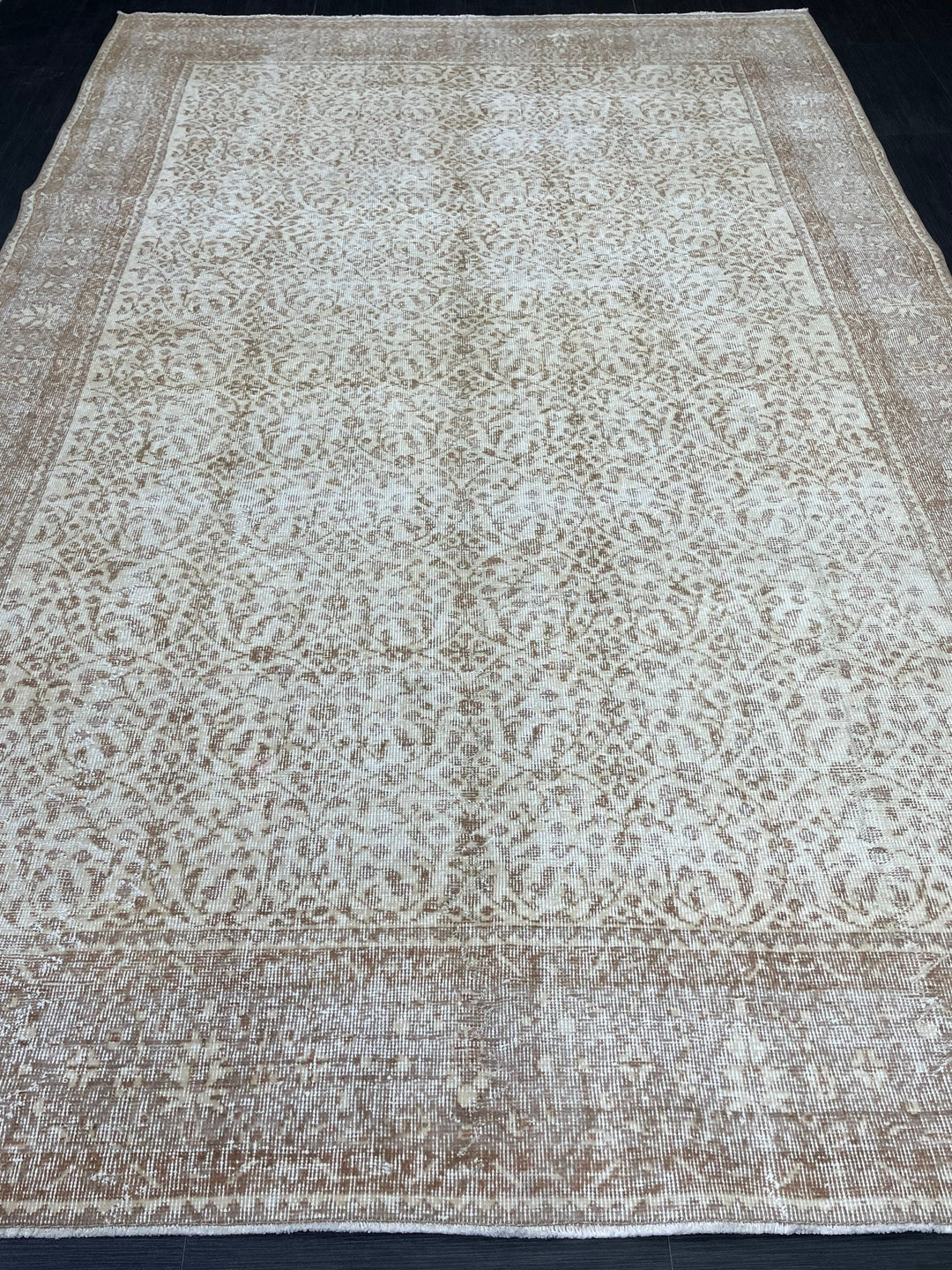 Beige Turkish Oushak Rug 6' 8" x 10' Hand-Knotted field