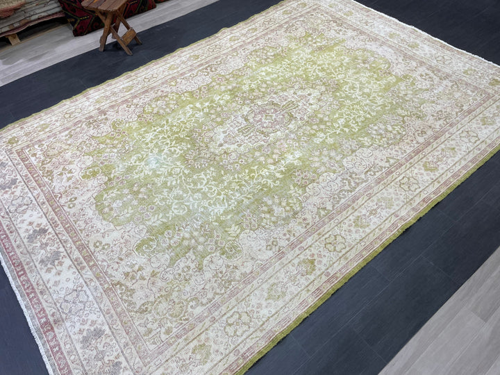 Green Turkish Vintage Rug 7' x 10' 3" Hand-Knotted | No. WR34208