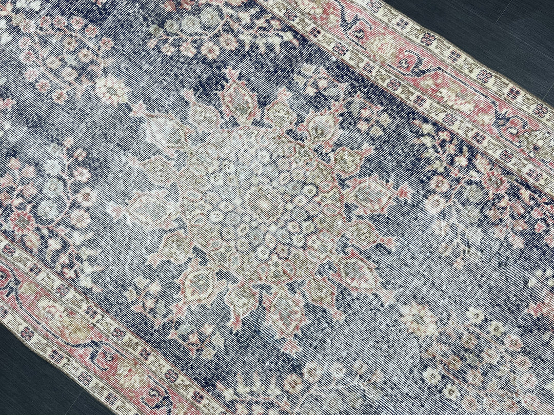 Beige Turkish Oushak Rug 4' 3" x 8' Hand-Knotted texture