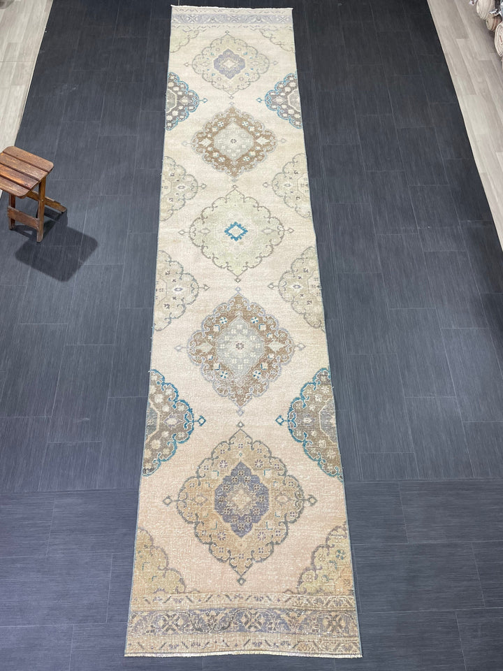Beige Turkish Runner Rug 2' 11" x 13' 8" Hand-Knotted close-up