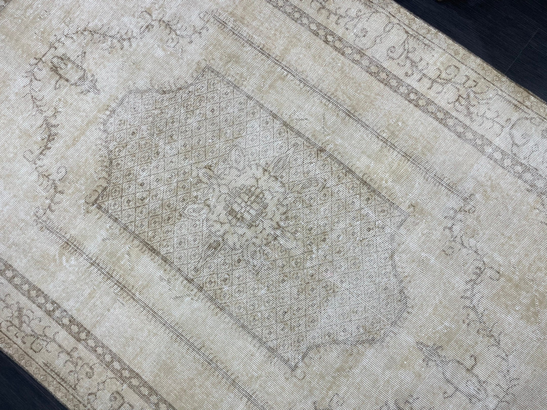 Beige Turkish Oushak Rug 5' 7" x 9' 3" Hand-Knotted reverse