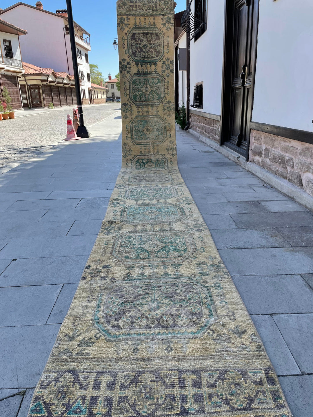 Beige Turkish Runner Rug 2' 7" x 19' 8" Hand-Knotted detail