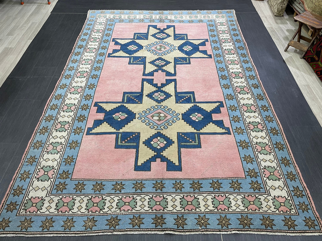 Blue Turkish Vintage Rug 6' 8" x 9' 10" Hand-Knotted pattern