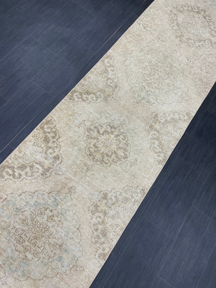 Beige Turkish Runner Rug 2' 9" x 12' 8" Hand-Knotted pattern