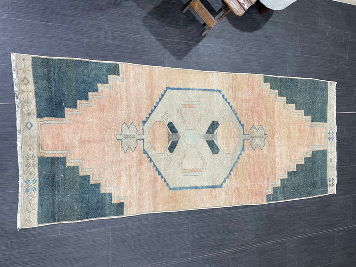 Beige Turkish Runner Rug 3' 1" x 7' 6" Hand-Knotted texture