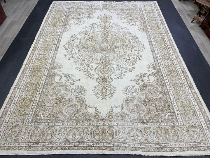 Vintage Vintage Turkish Rug 7' 3" x 10' 1" - No. WR91435