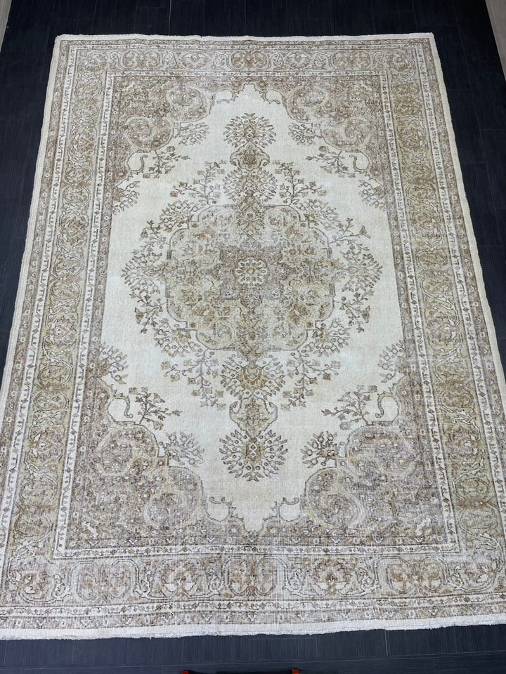 Vintage Vintage Turkish Rug 7' 3" x 10' 1" - No. WR91435