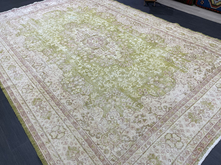 Green Turkish Vintage Rug 7' x 10' 3" Hand-Knotted | No. WR34208