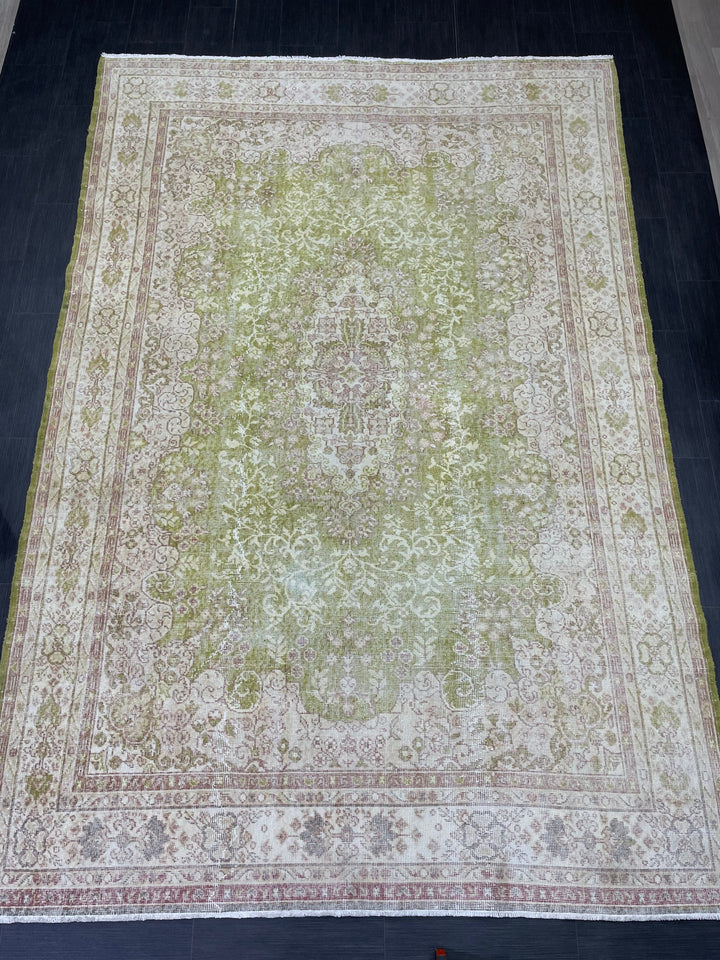 Green Turkish Vintage Rug 7' x 10' 3" Hand-Knotted | No. WR34208