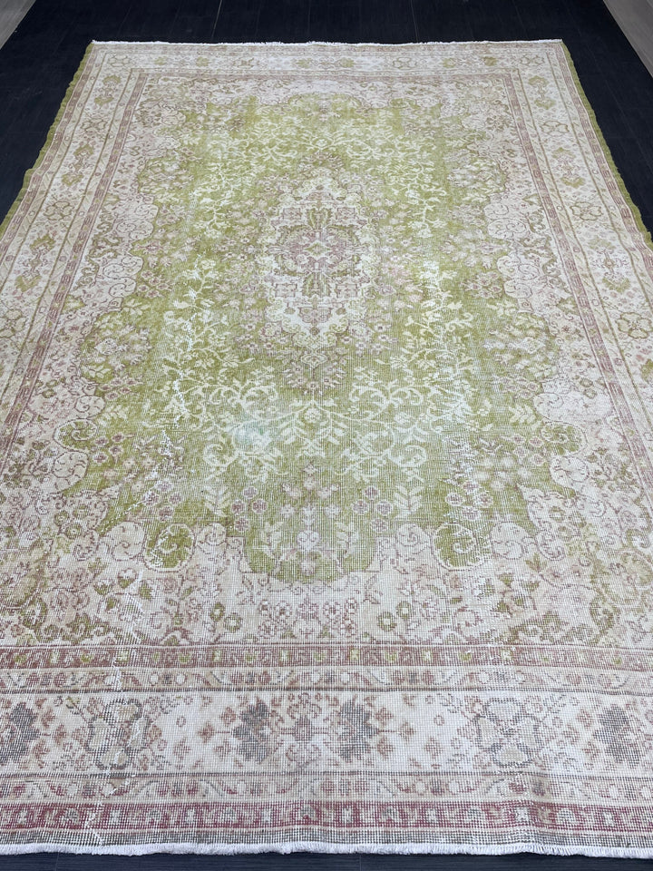 Green Turkish Vintage Rug 7' x 10' 3" Hand-Knotted | No. WR34208