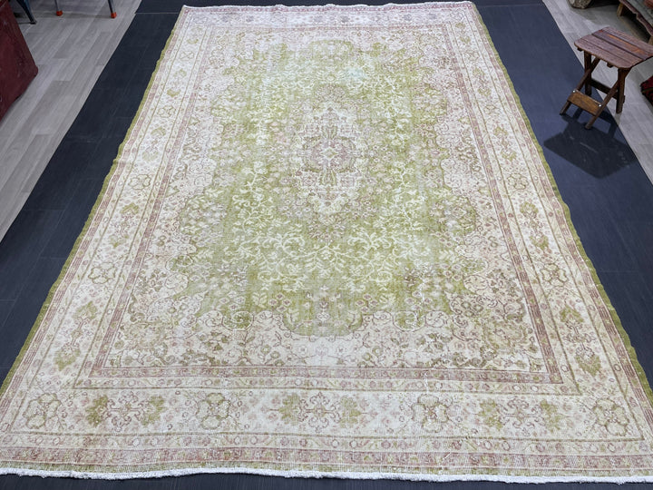 Green Turkish Vintage Rug 7' x 10' 3" Hand-Knotted | No. WR34208