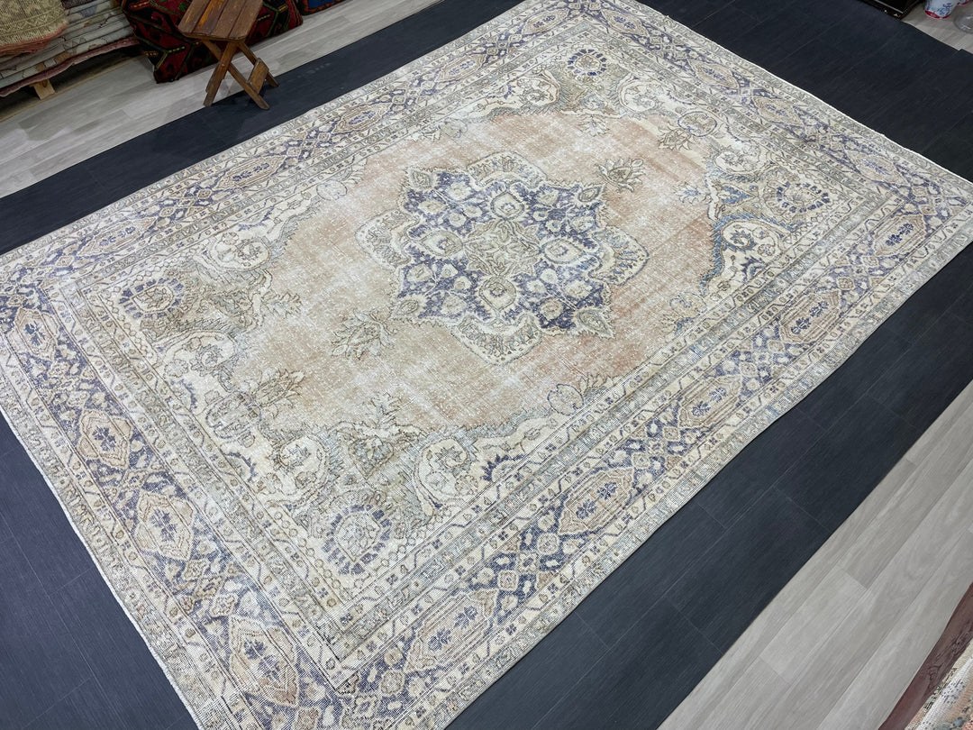 Beige Turkish Oushak Rug 7' 5" x 10' 8" Hand-Knotted detail