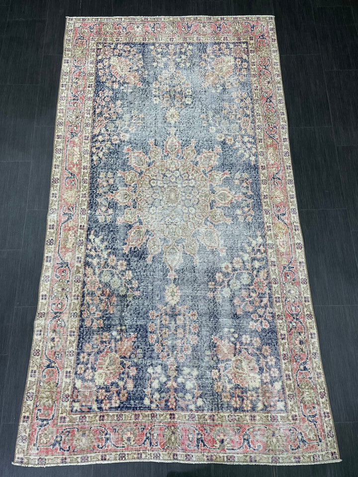 Beige Turkish Oushak Rug 4' 3" x 8' Hand-Knotted pattern
