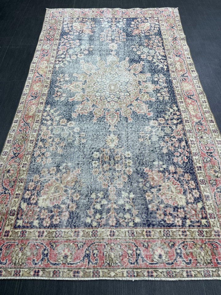 Beige Turkish Oushak Rug 4' 3" x 8' Hand-Knotted border