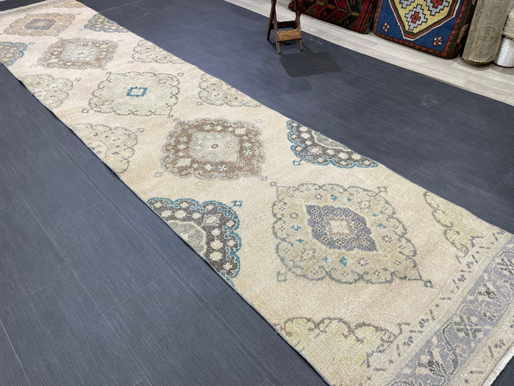 Beige Turkish Runner Rug 2' 11" x 13' 8" Hand-Knotted detail