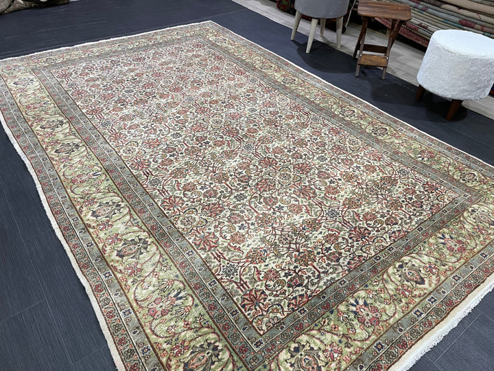 Beige Turkish Runner Rug 5' 5" x 8' 6" Hand-Knotted