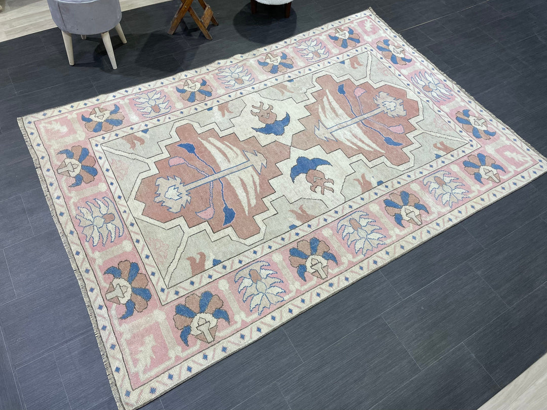 Pink Turkish Oushak Rug 5' 2" x 7' 7" Hand-Knotted view