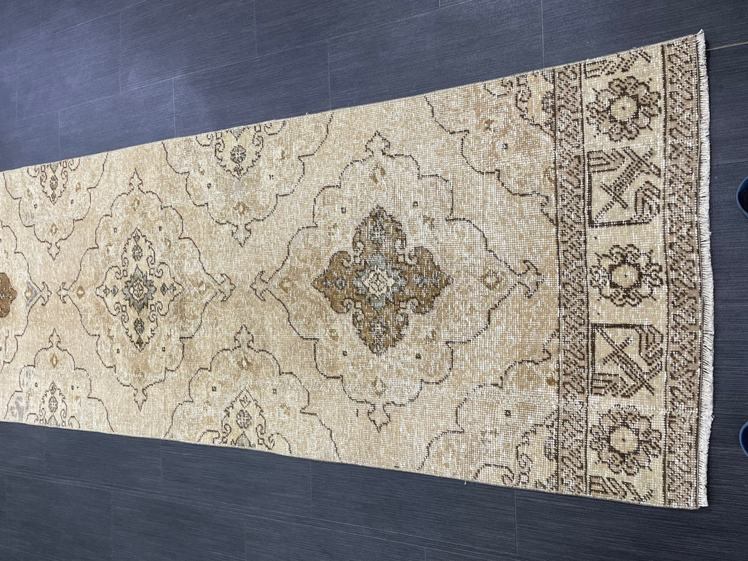 Beige Turkish Runner Rug 2' 9" x 13' 7" Hand-Knotted border