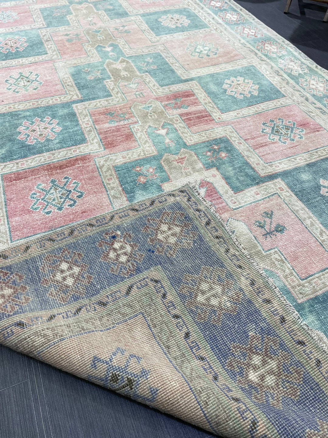 Turkish Oushak Rug 4' 11" x 11' 1" Hand-Knotted pattern