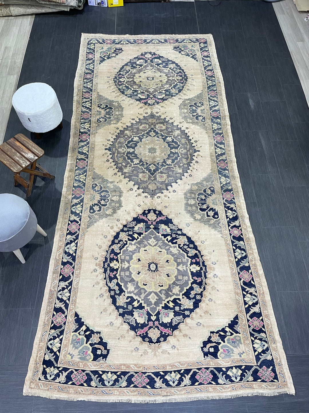 Turkish Oushak Rug 5' x 11' 8" Hand-Knotted close-up