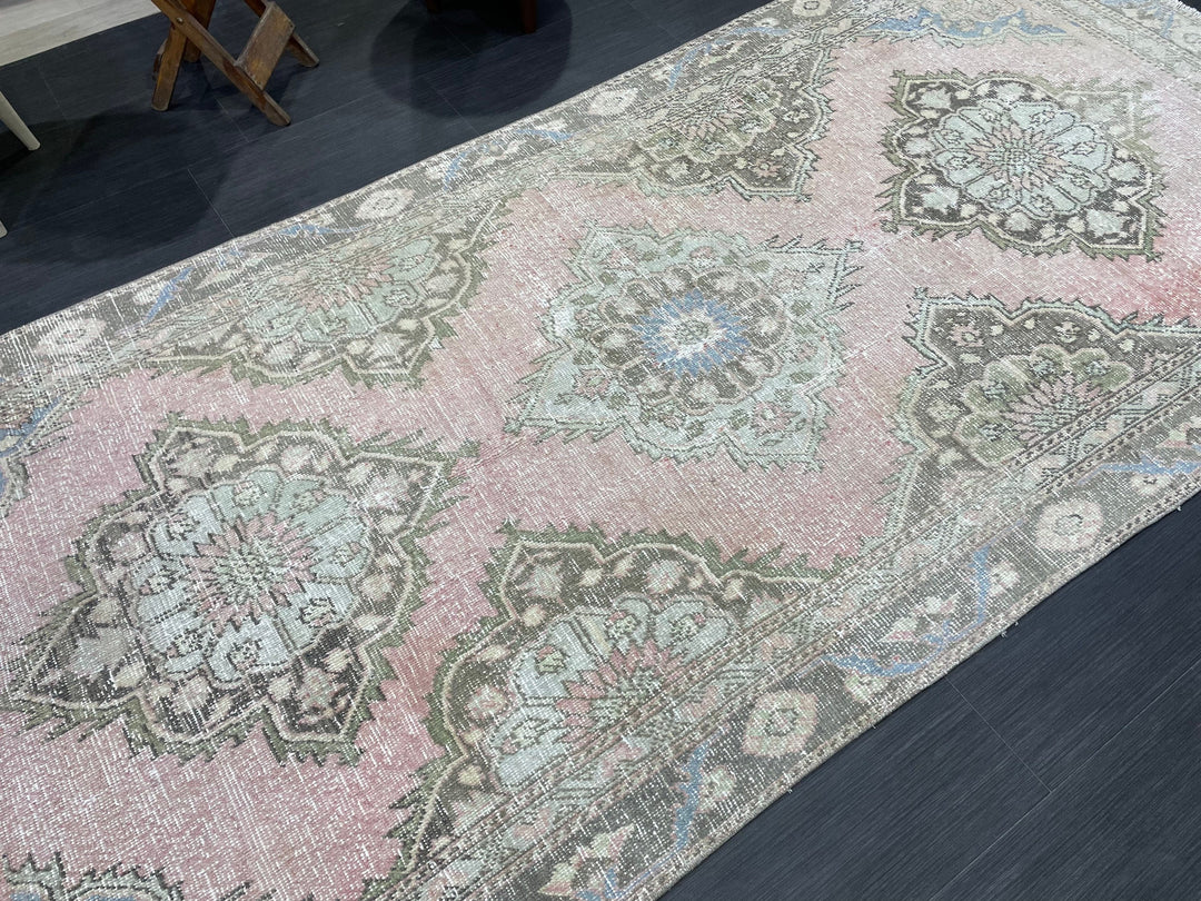 Pink Turkish Runner Rug 4' 3" x 9' 2" Hand-Knotted border