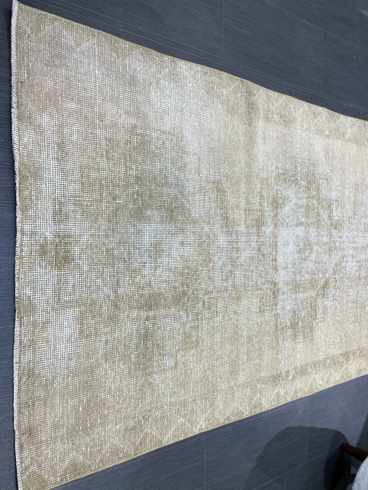 Beige Turkish Runner Rug 3'8" x 11'6" Hand-Knotted | No. WR13364