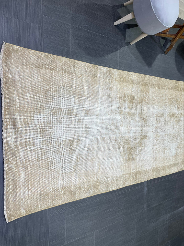 Beige Turkish Runner Rug 3'8" x 11'6" Hand-Knotted | No. WR13364