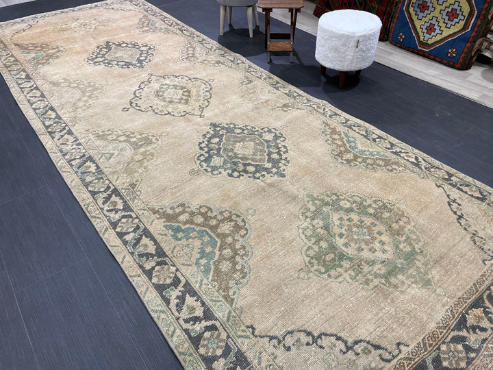 Beige Turkish Runner Rug 4' 8" x 13' Hand-Knotted pattern