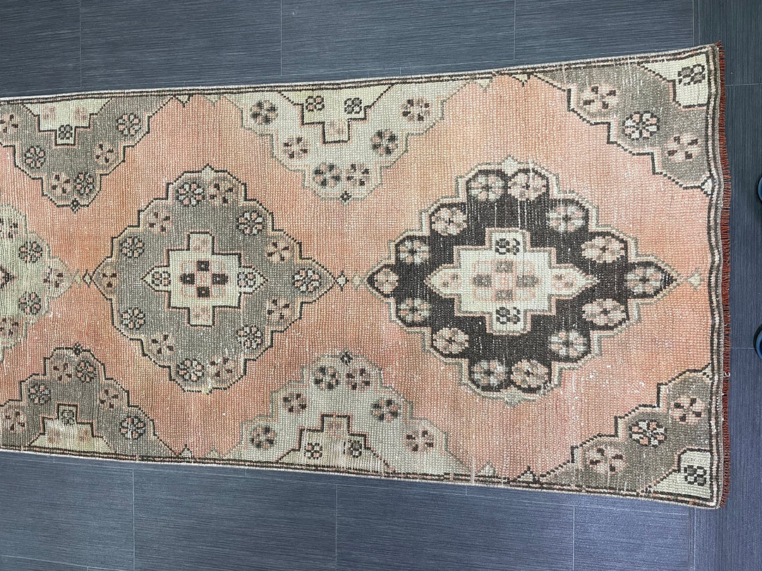 Beige Turkish Runner Rug 2' 9" x 10' 4" Hand-Knotted pattern