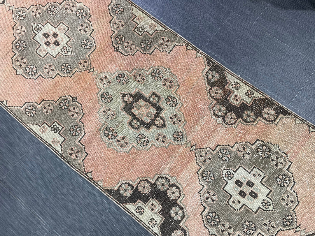 Beige Turkish Runner Rug 2' 9" x 10' 4" Hand-Knotted border