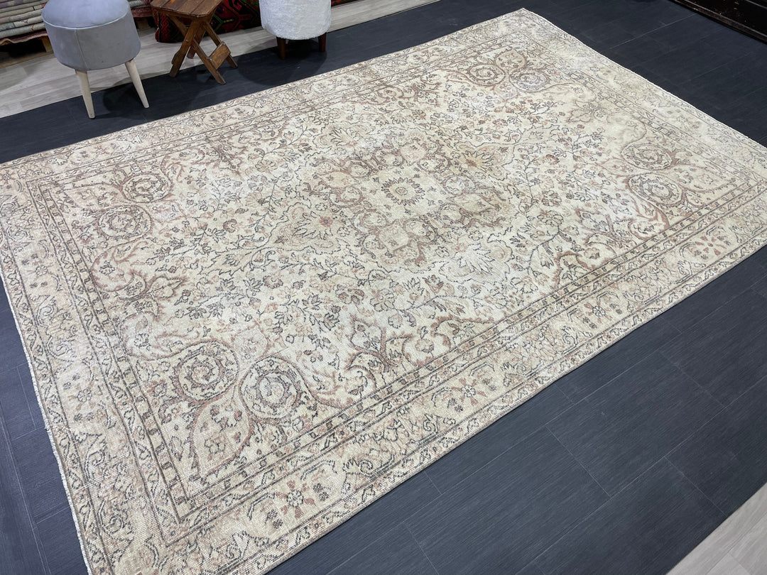 Beige Turkish Oushak Rug 6' 5" x 9' 9" Hand-Knotted field